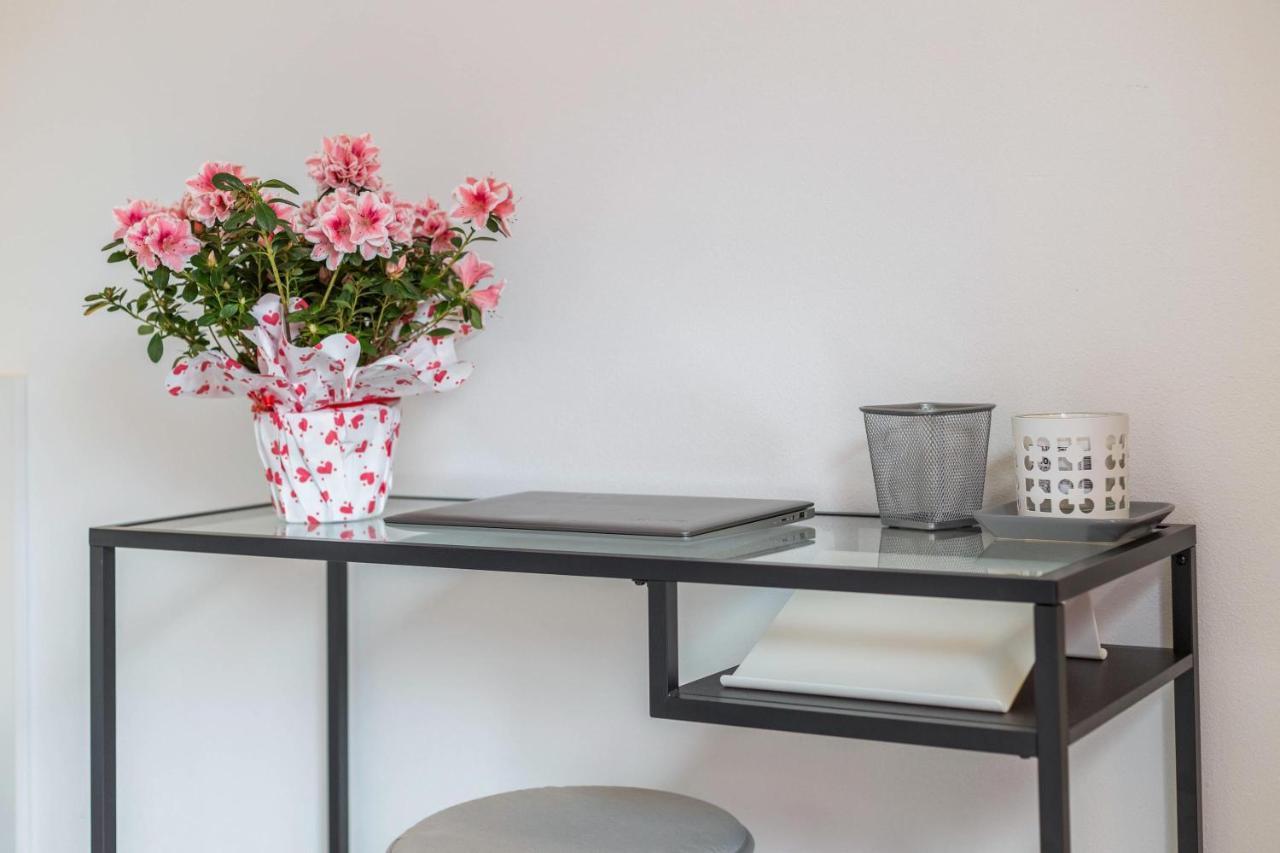 New Eleven Apartment on Como Lake Oliveto Lario Exterior foto
